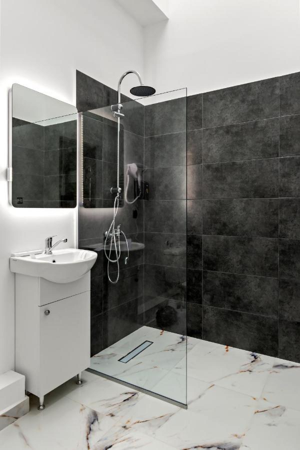 Selari Chambre Bukurešť Exteriér fotografie